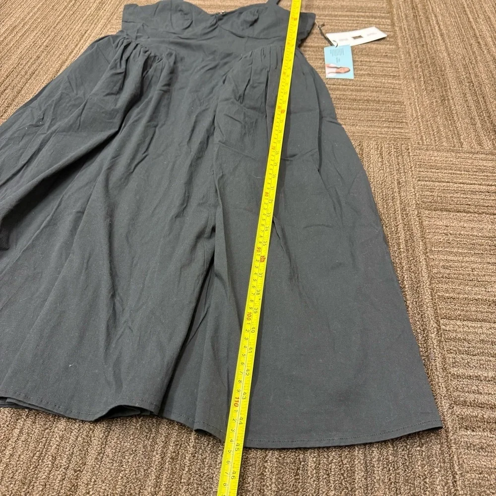Future Collective Chic Black Structured Midi Dress with Pockets - Picture 8 of 11